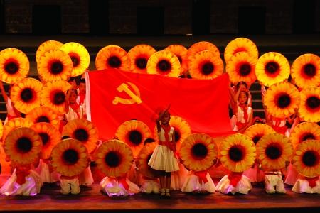花千古轻水和华胥引的卫国公主是一个人吗游戏画面